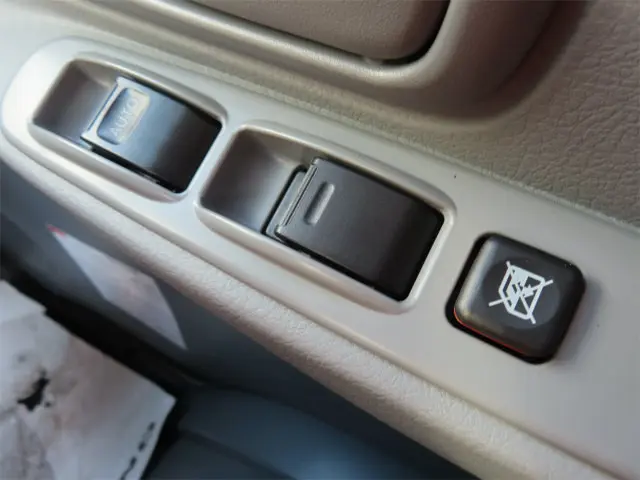 日野 デュトロ 2KG-XZU605M(2WD)の写真21