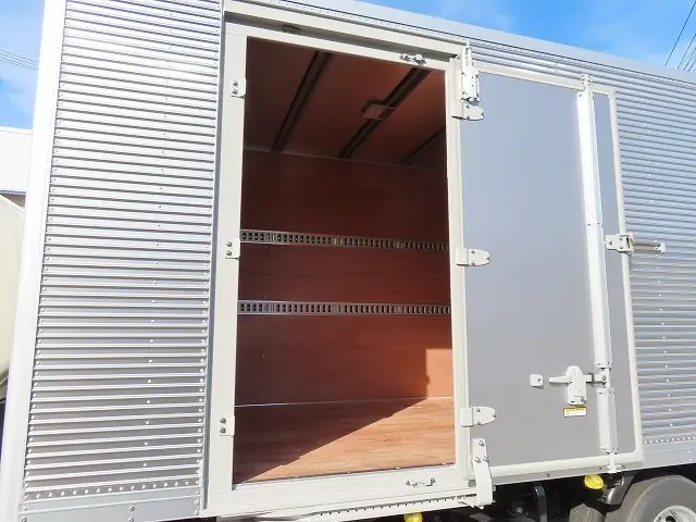 いすゞ エルフ 2RG-NPR88AM(2WD)の写真30