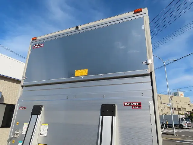 いすゞ エルフ 2RG-NPR88AM(2WD)の写真33