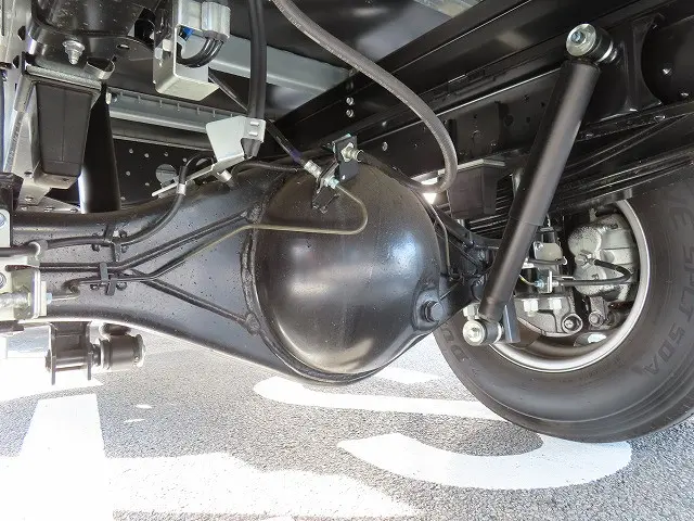 いすゞ エルフ 2RG-NPR88AM(2WD)の写真48