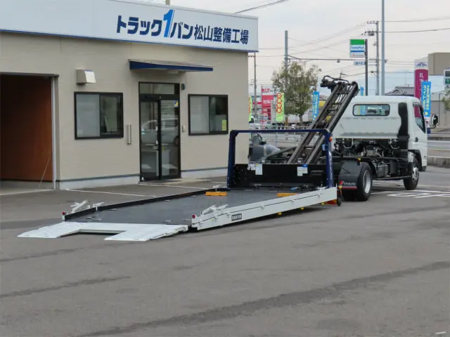 三菱 キャンター 2PG-FEB80(2WD)の写真7