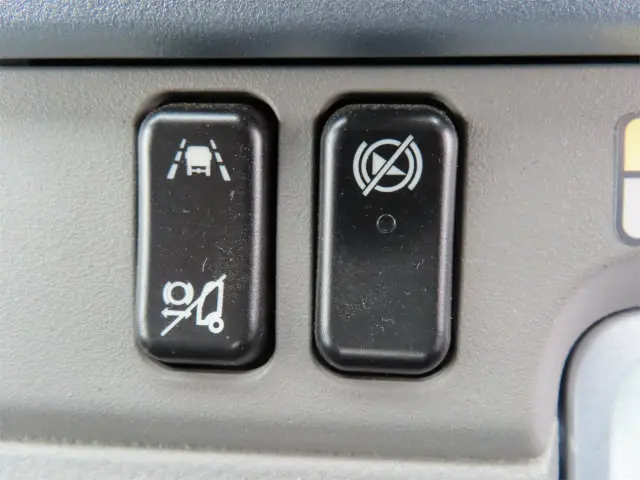 三菱 キャンター 2PG-FEB80(2WD)の写真16