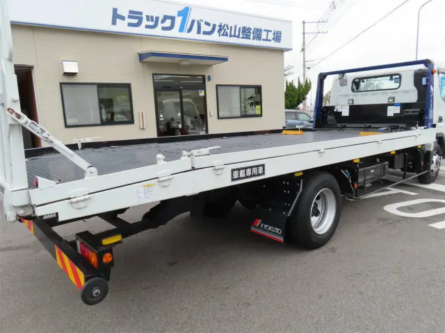 三菱 キャンター 2PG-FEB80(2WD)の写真32