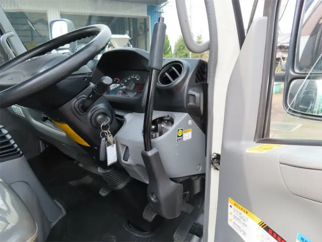 日野 デュトロ TKG-XZU600X(2WD)の写真24