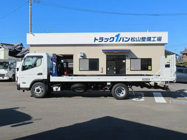 三菱 キャンター 2PG-FEB80(2WD)の写真4