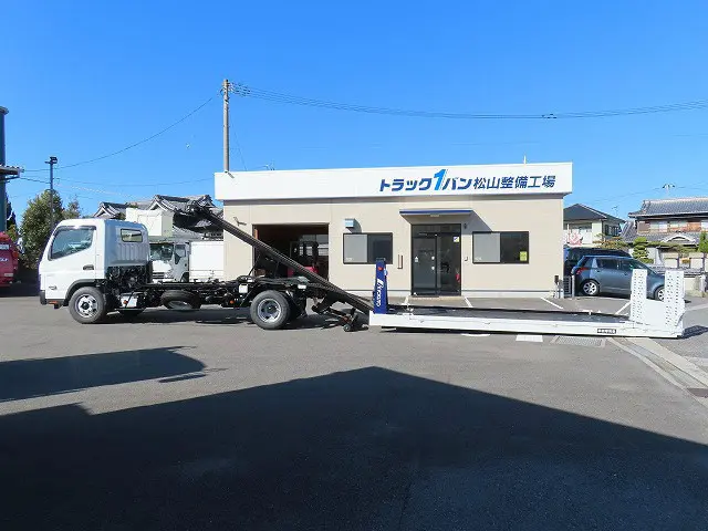 三菱 キャンター 2PG-FEB80(2WD)の写真9