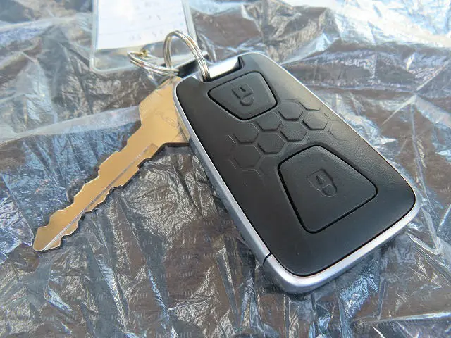 三菱 キャンター 2PG-FEB80(2WD)の写真21