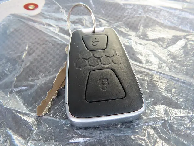 三菱 キャンター 2PG-FEB90(2WD)の写真20