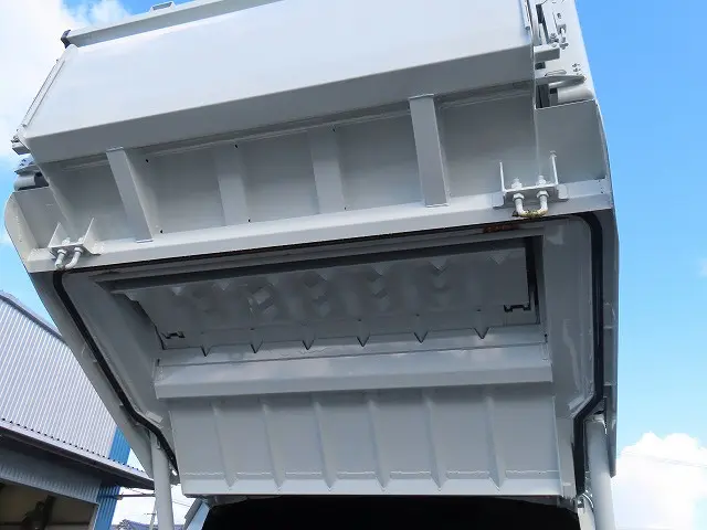 三菱 キャンター 2PG-FEB90(2WD)の写真28