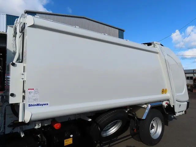 三菱 キャンター 2PG-FEB90(2WD)の写真30