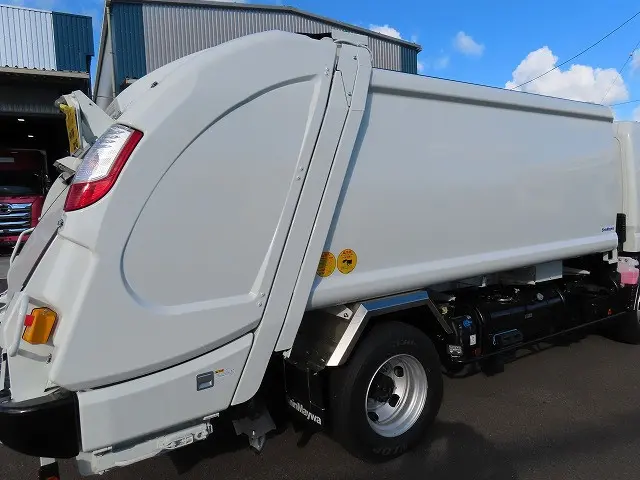 三菱 キャンター 2PG-FEB90(2WD)の写真31