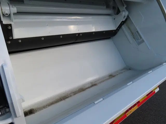 三菱 キャンター 2PG-FEB90(2WD)の写真33