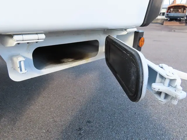 三菱 キャンター 2PG-FEB90(2WD)の写真37