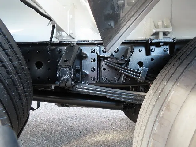 三菱 キャンター 2PG-FEB90(2WD)の写真48