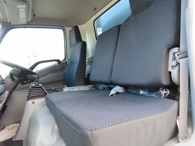 日野 デュトロ 2KG-XZU712M(2WD)の写真11