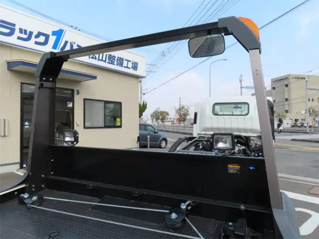 いすゞ エルフ 2RG-NPR88AM(2WD)の写真28