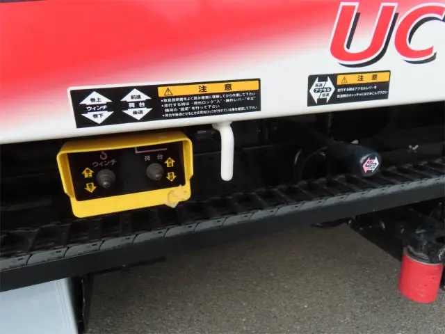 いすゞ エルフ 2RG-NPR88AM(2WD)の写真36