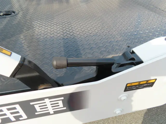 いすゞ エルフ 2RG-NPR88AM(2WD)の写真37