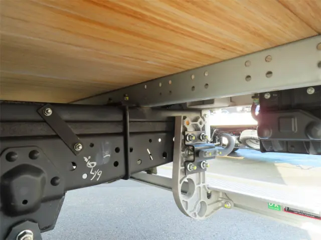 いすゞ エルフ TRG-NLR85AN(2WD)の写真44