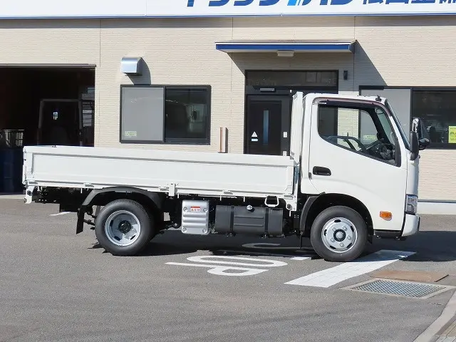 日野 デュトロ 2KG-XZC605M(2WD)の写真5