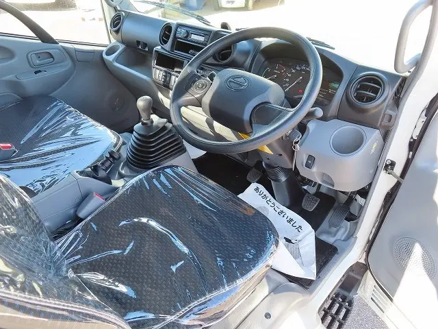 日野 デュトロ 2KG-XZC605M(2WD)の写真13