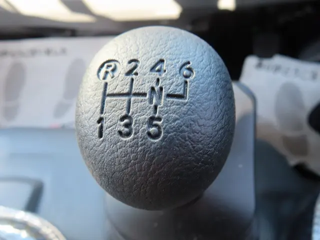 日野 デュトロ 2KG-XZC605M(2WD)の写真23