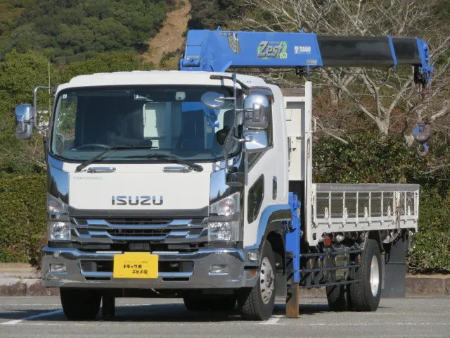 いすゞ フォワード 2RG-FSR90S2(2WD)の写真2