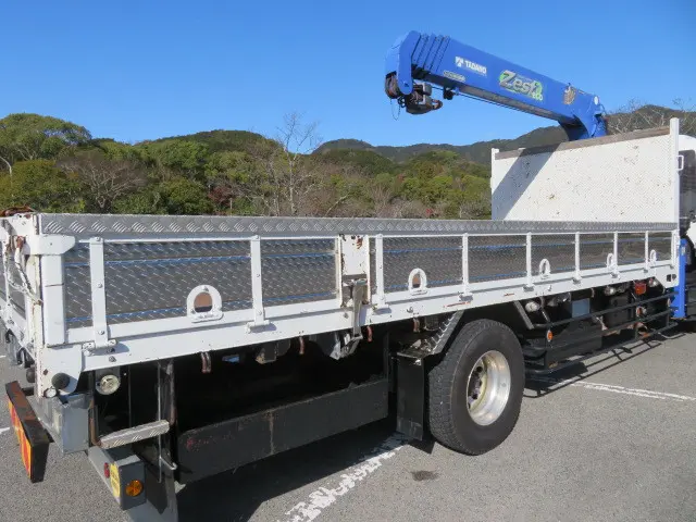 いすゞ フォワード 2RG-FSR90S2(2WD)の写真30