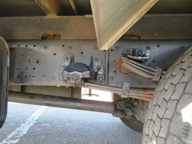 いすゞ フォワード 2RG-FSR90S2(2WD)の写真48