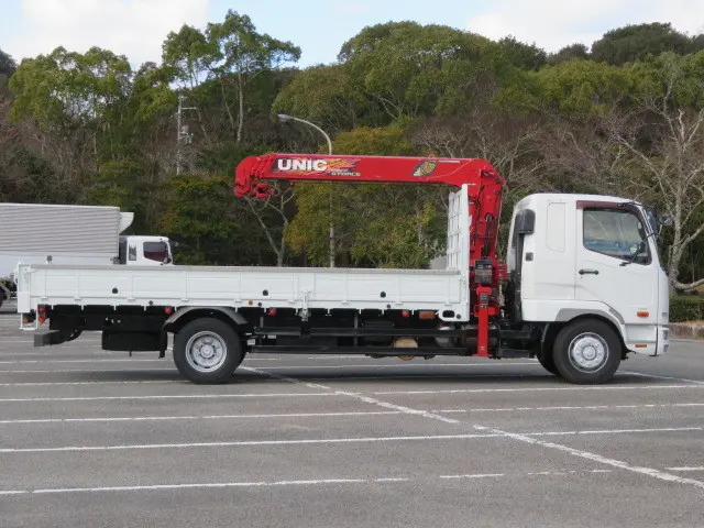 三菱 ファイター QKG-FK62FZ(2WD)の写真5