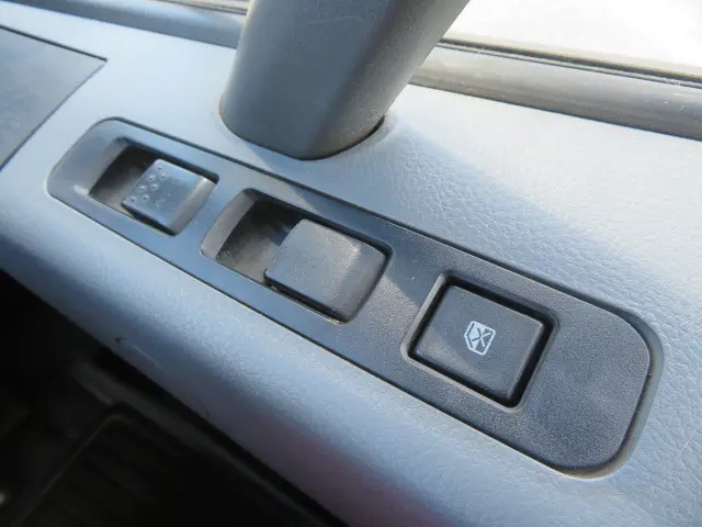 三菱 ファイター QKG-FK62FZ(2WD)の写真20