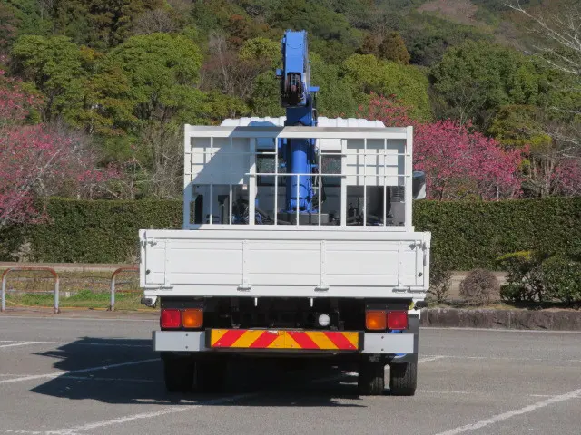 いすゞ フォワード SKG-FRR90S2(2WD)の写真7