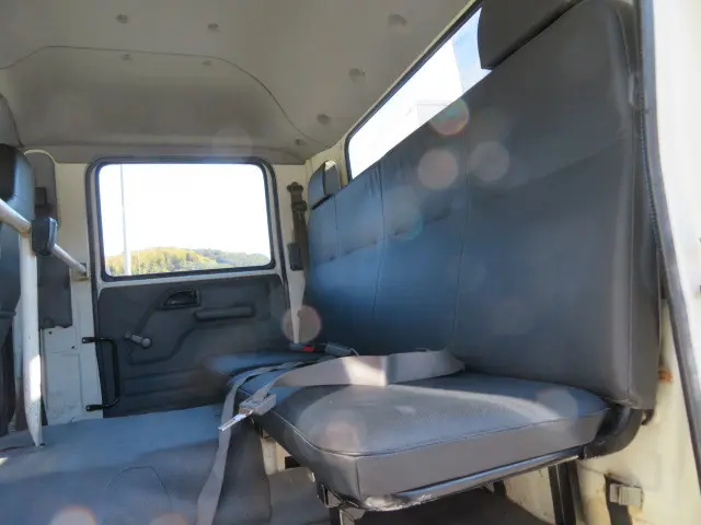 いすゞ フォワード SKG-FRR90S2(2WD)の写真11