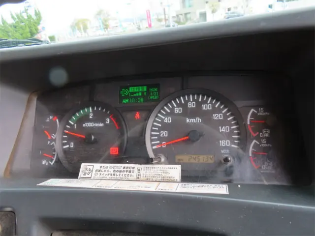 いすゞ フォワード SKG-FRR90S2(2WD)の写真12