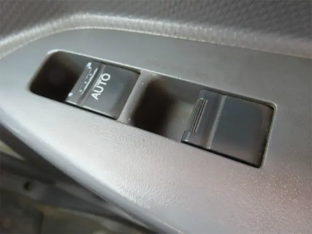 いすゞ フォワード SKG-FRR90S2(2WD)の写真18