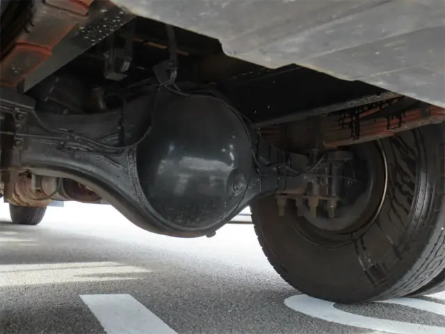 いすゞ フォワード SKG-FRR90S2(2WD)の写真47