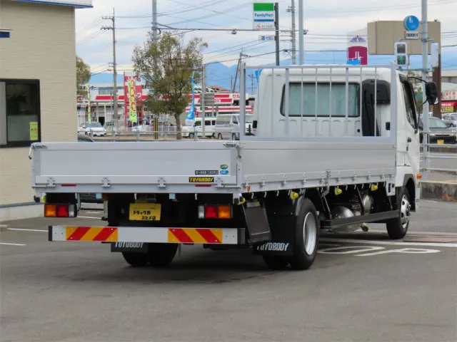 三菱 ファイター 2KG-FK62F(2WD)の写真3