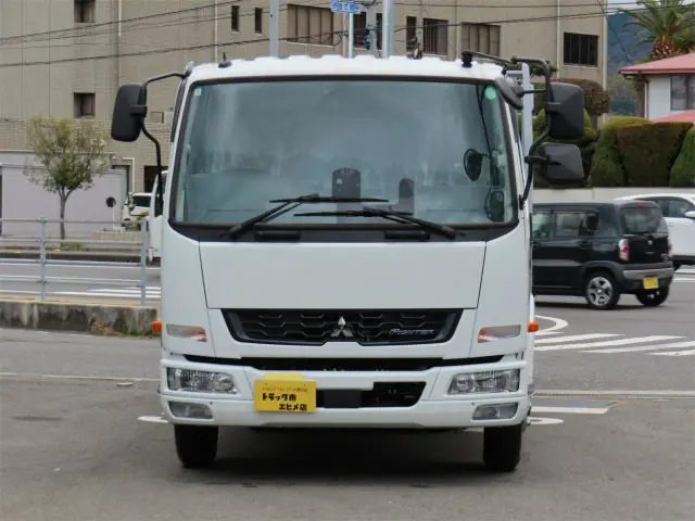 三菱 ファイター 2KG-FK62F(2WD)の写真6