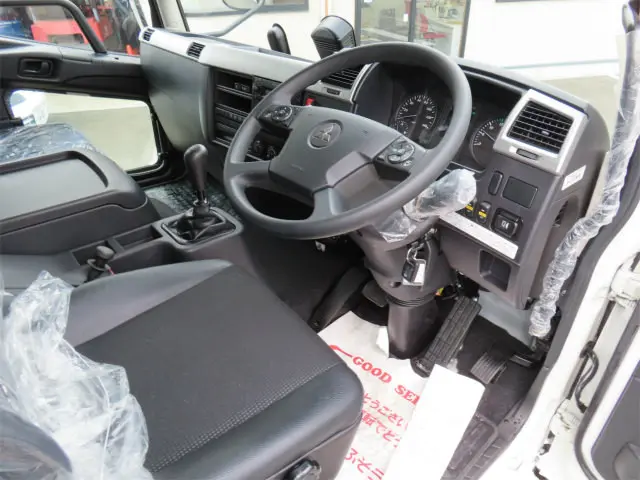 三菱 ファイター 2KG-FK62F(2WD)の写真10