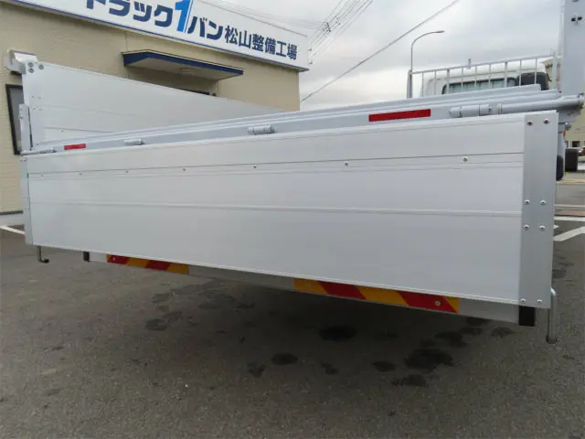 三菱 ファイター 2KG-FK62F(2WD)の写真32