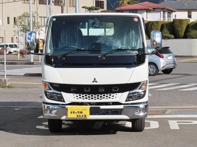 三菱 キャンター 2RG-FBAV0(2WD)の写真6
