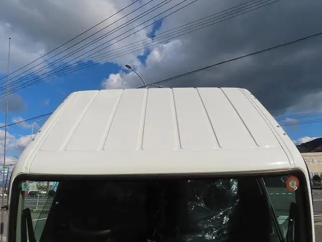 三菱 キャンター 2RG-FBAV0(2WD)の写真7