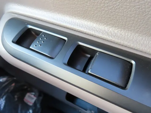 三菱 キャンター 2RG-FBAV0(2WD)の写真21