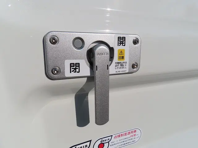 三菱 キャンター 2RG-FBAV0(2WD)の写真35