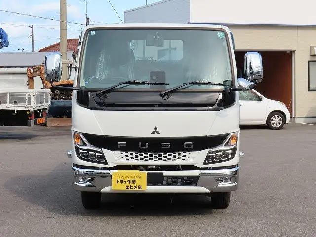 三菱 キャンター 2RG-FBA20(2WD)の写真6