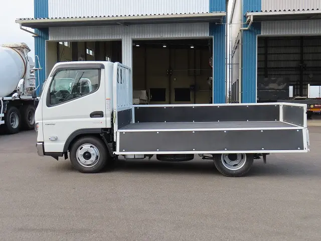 三菱 キャンター 2RG-FBA20(2WD)の写真10
