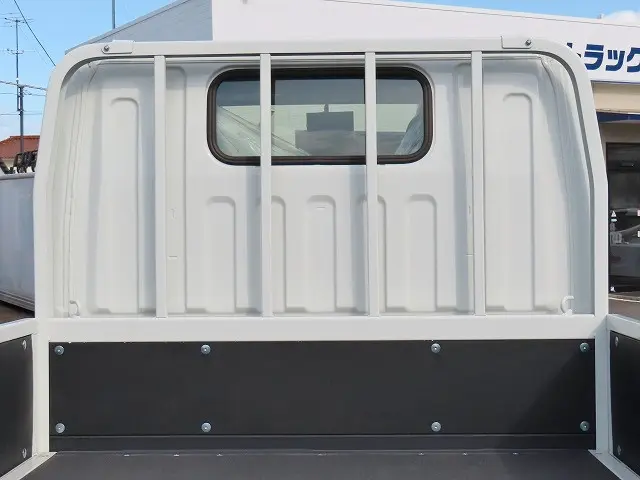 三菱 キャンター 2RG-FBA20(2WD)の写真28