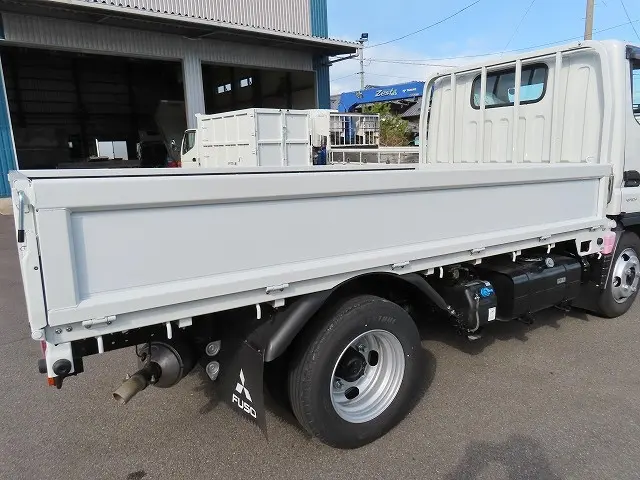 三菱 キャンター 2RG-FBA20(2WD)の写真35
