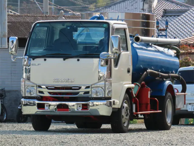 いすゞ エルフ 2PG-NKR88YN(2WD)の写真1