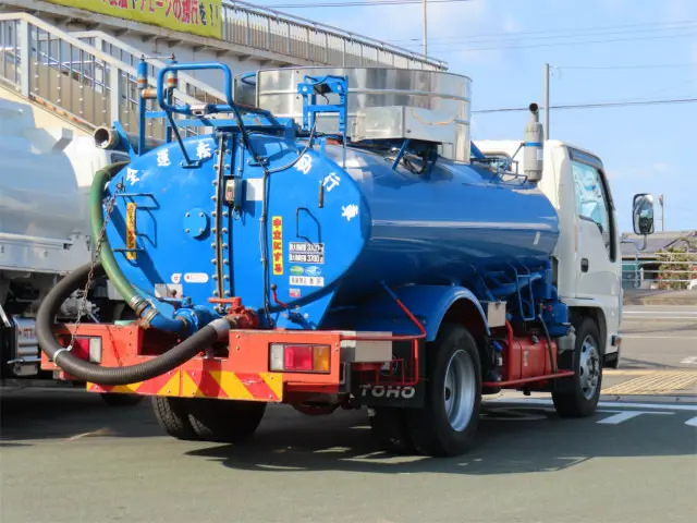 いすゞ エルフ 2PG-NKR88YN(2WD)の写真2